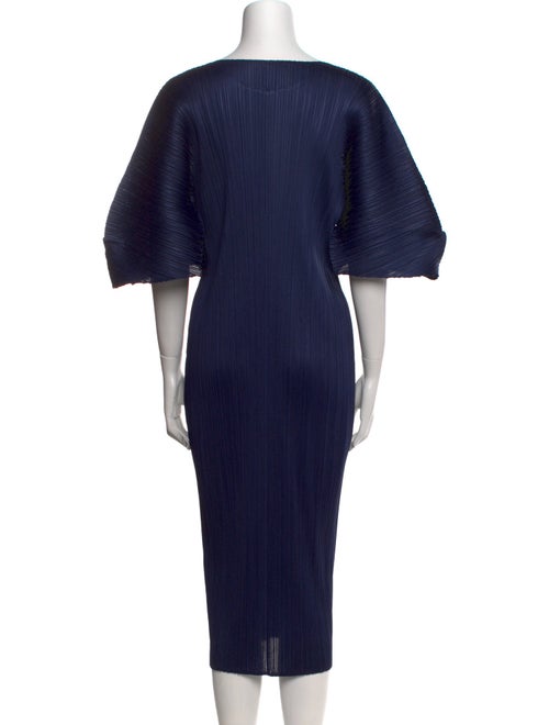 Issey Miyake Crew Neck Midi Length Dress