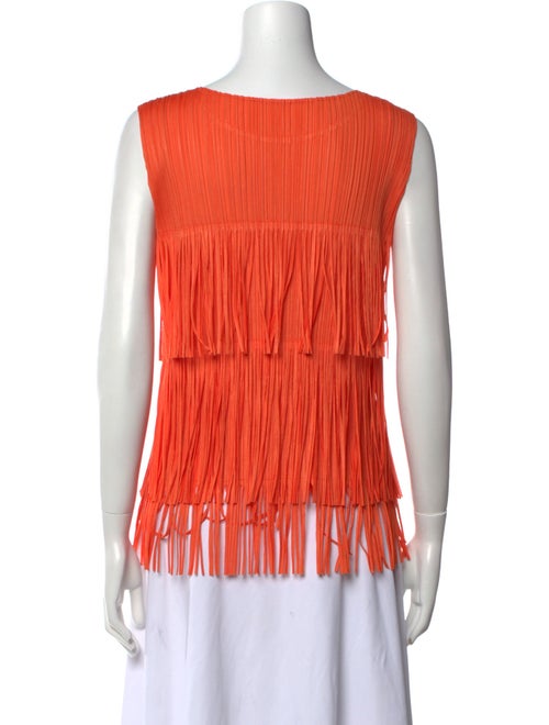 Issey Miyake Scoop Neck Sleeveless Top
