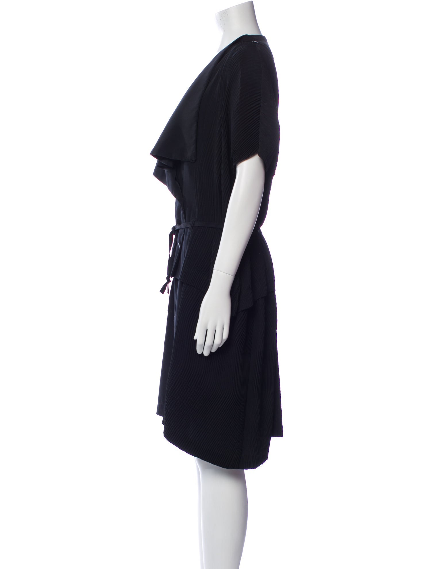Issey Miyake Square Neckline Knee-Length Dress