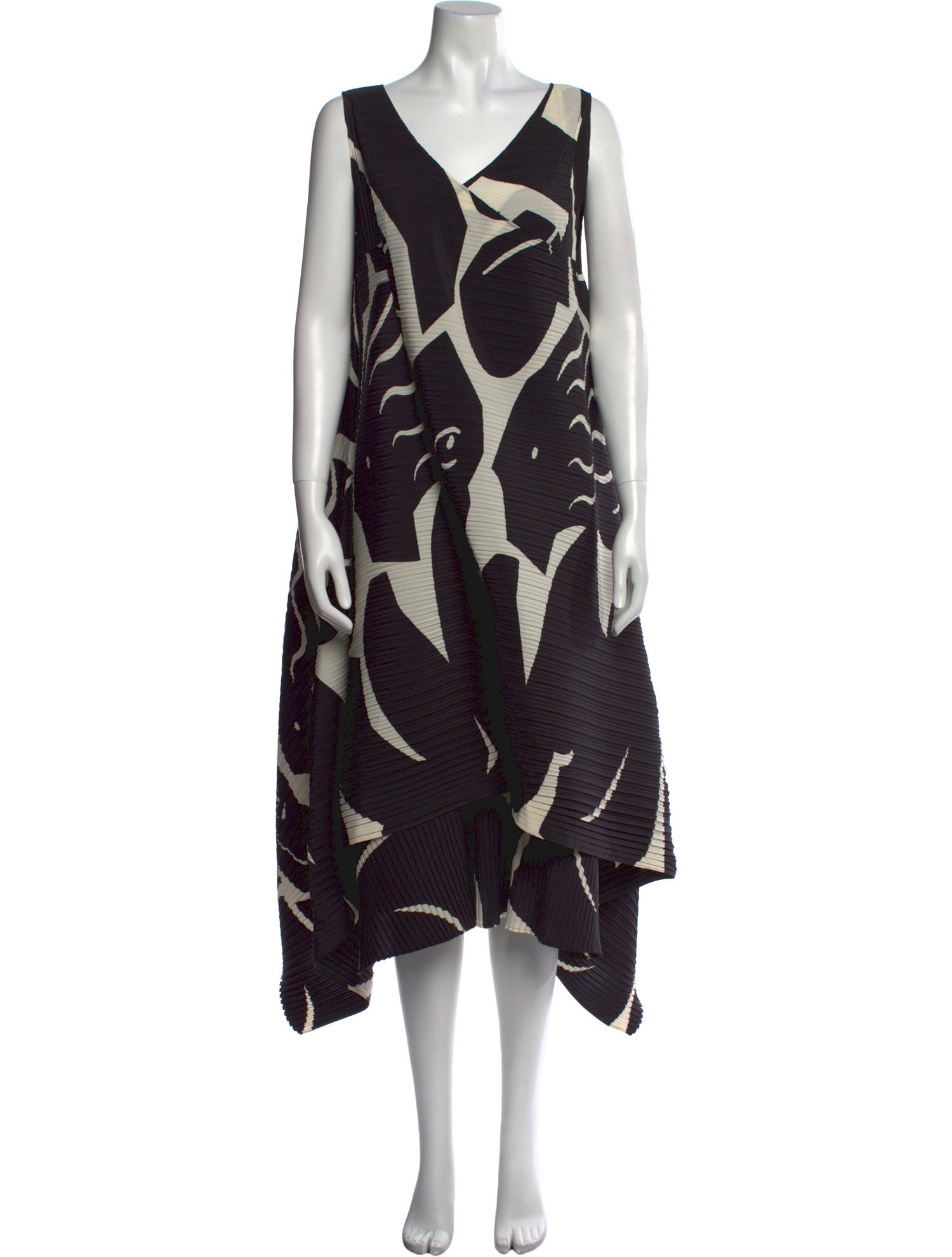 Issey Miyake 2020 Midi Length Dress