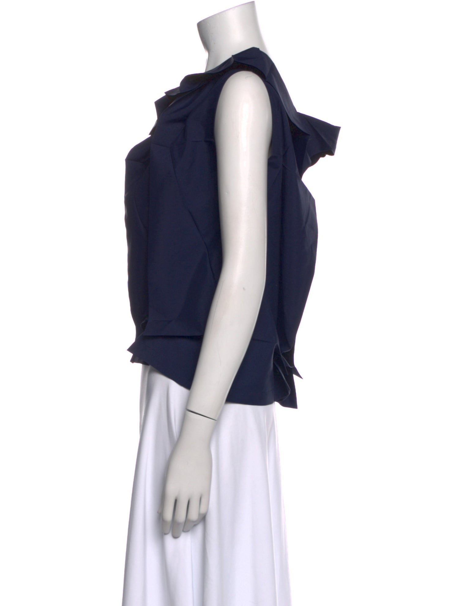 Issey Miyake Bateau Neckline Sleeveless Crop Top