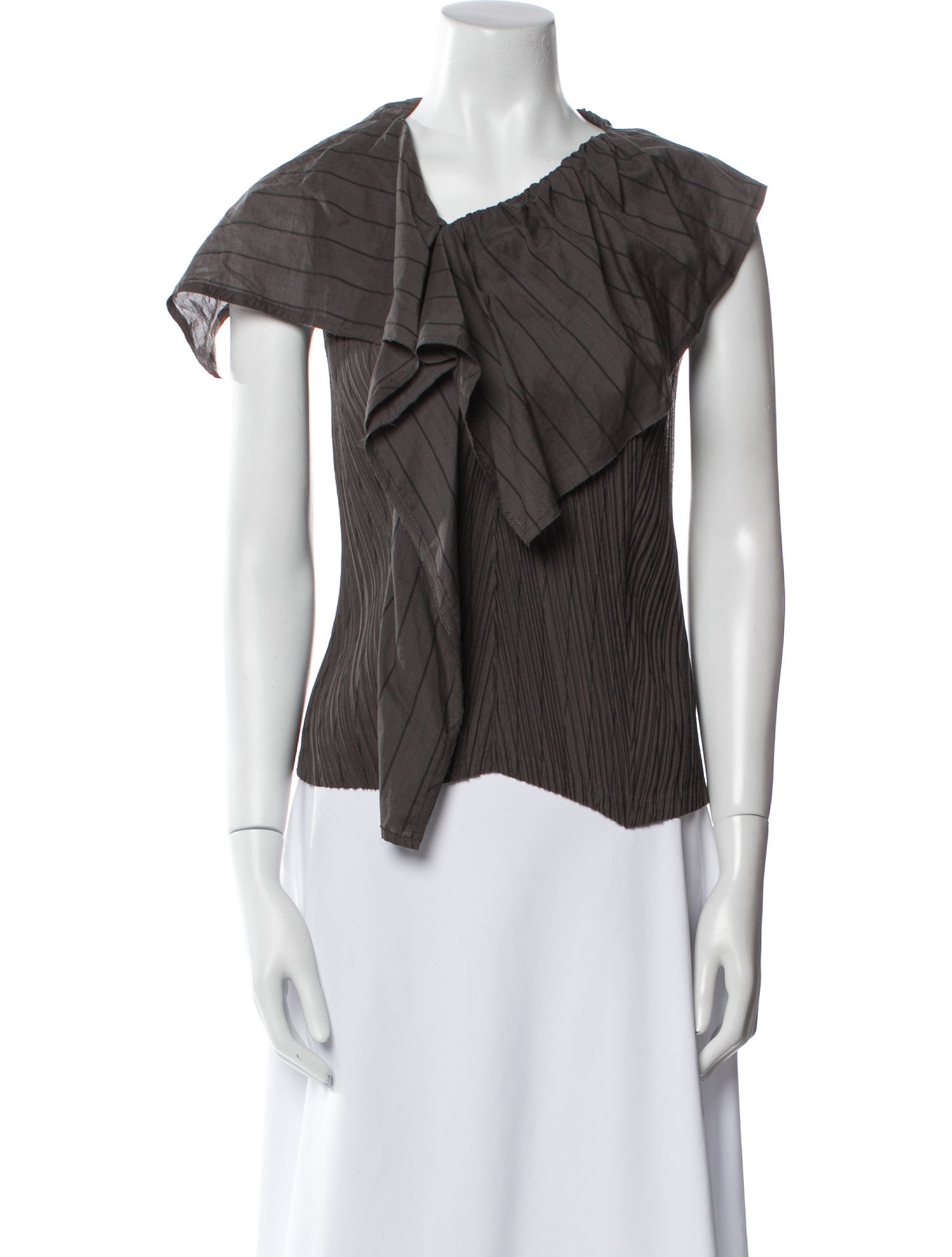 Issey Miyake Fete One-Shoulder Short Sleeve Blouse