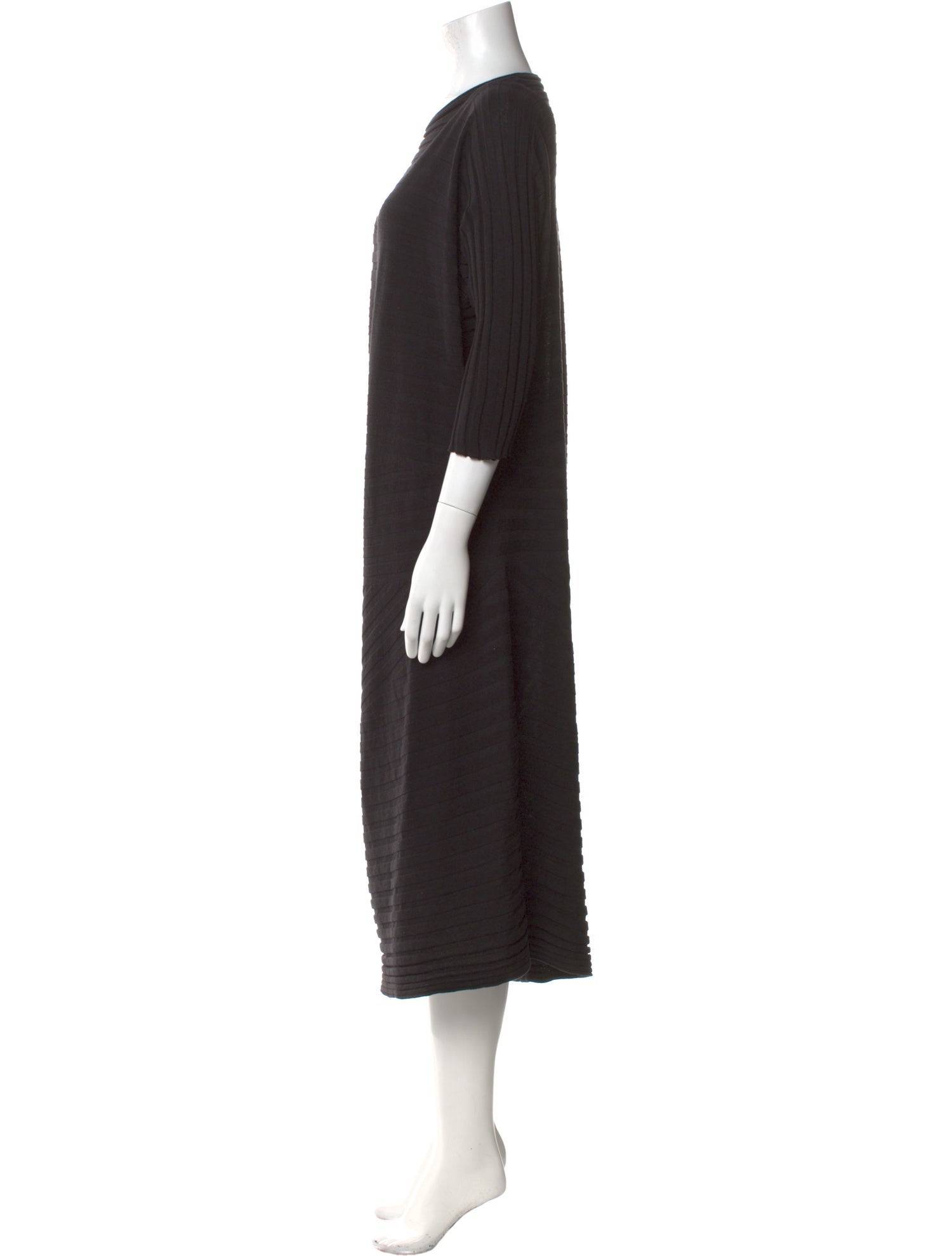 Issey Miyake Crew Neck Knee-Length Dress