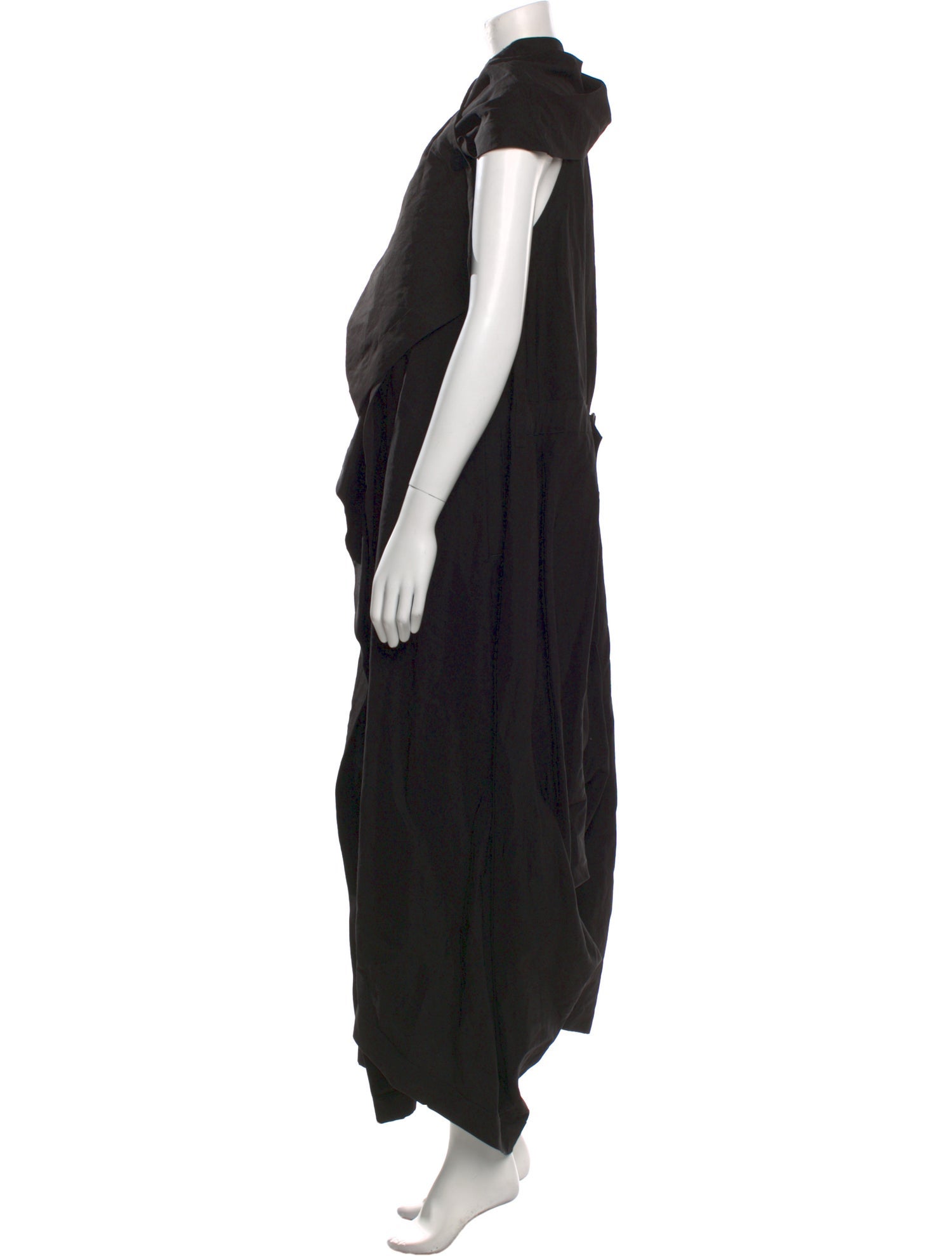 Issey Miyake 2024 V-Neck Jumpsuit