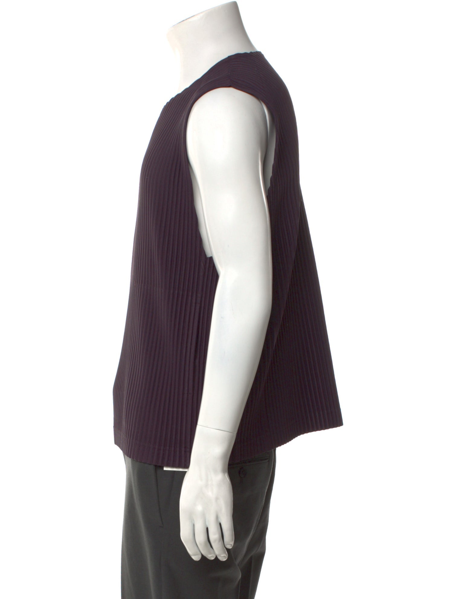 Issey Miyake Crew Neck Sleeveless T-Shirt