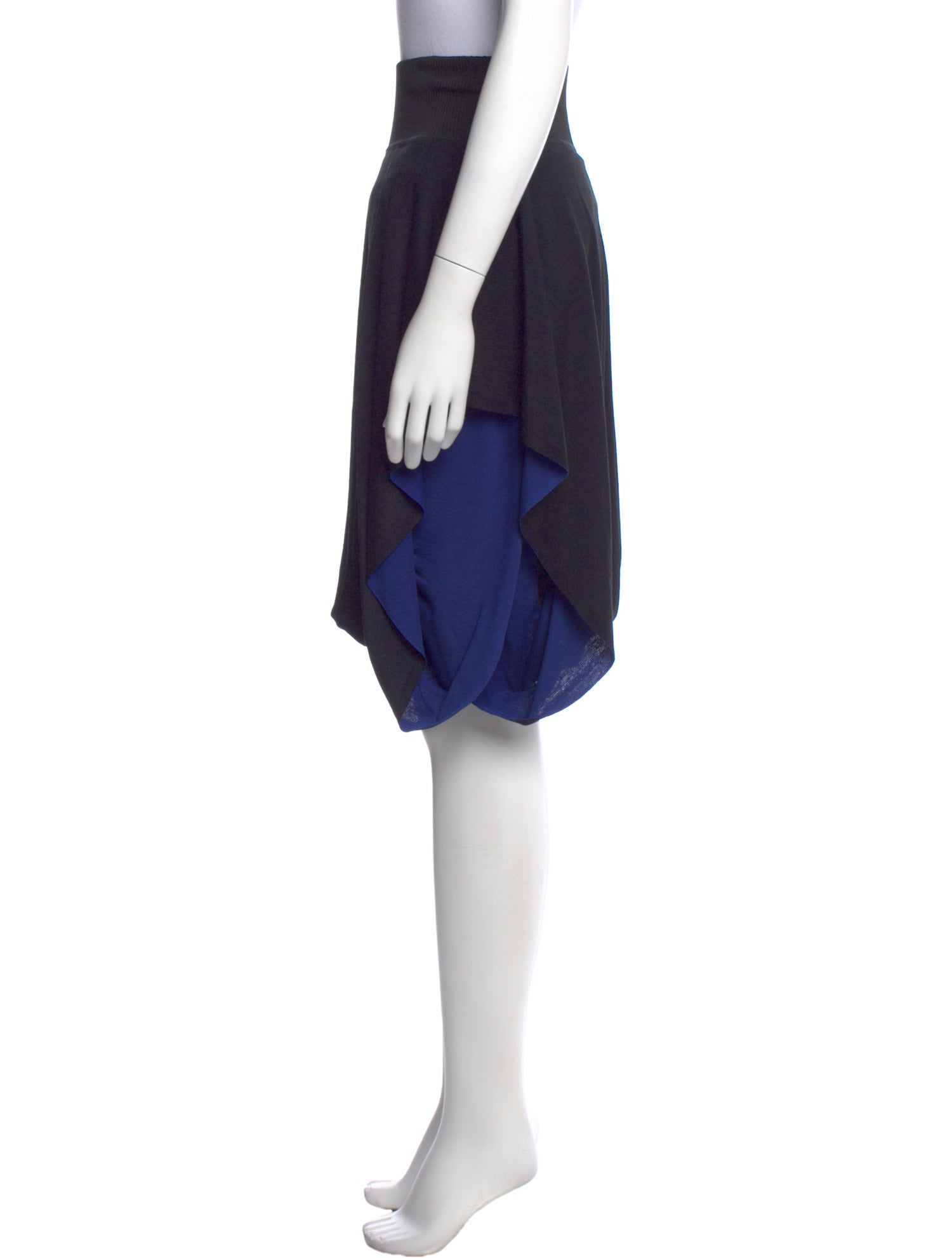 Issey Miyake Knee-Length Skirt