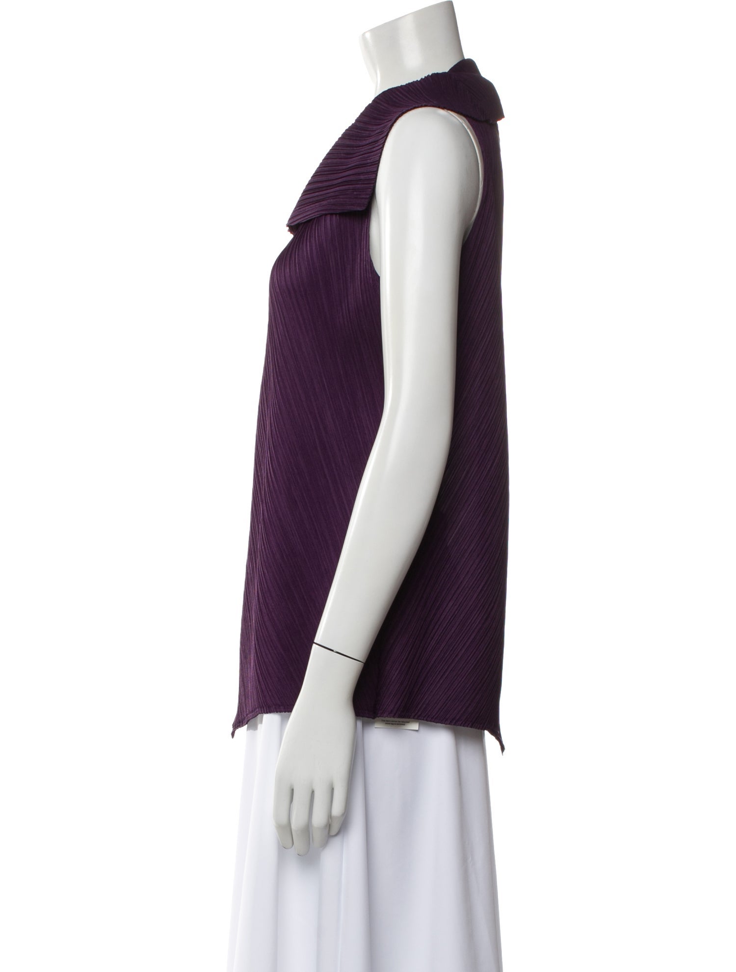 Issey Miyake Sleeveless Top