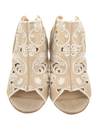 Isa Tapia Straw Embroidered Accent Sandals