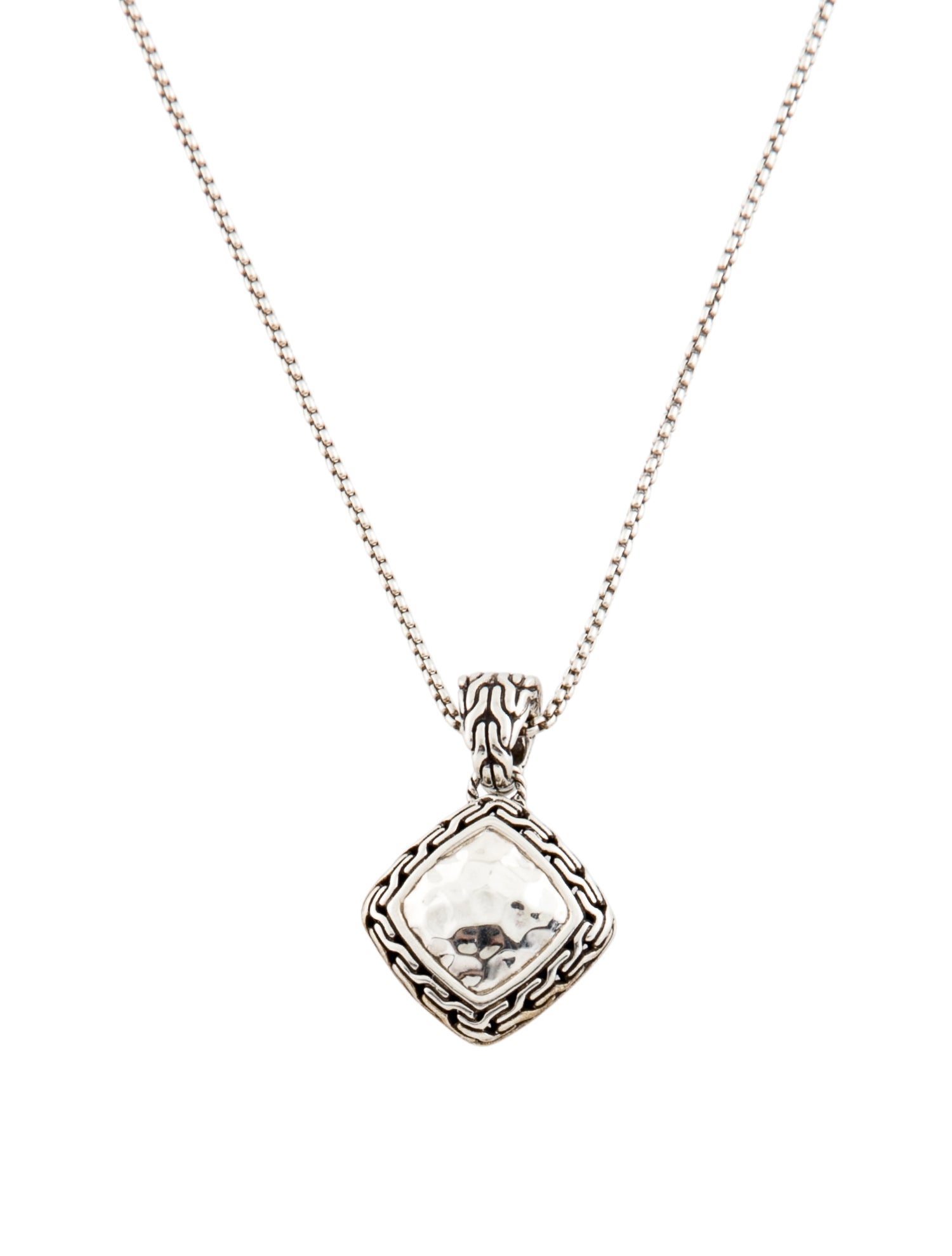 John Hardy Classic Chain Hammered Heritage Quadrangle Pendant