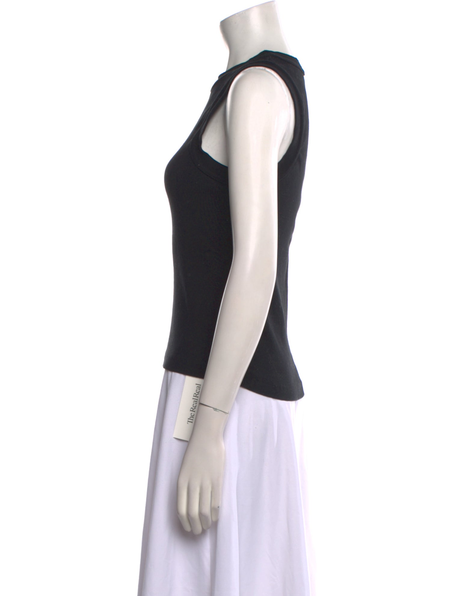 Renggli Crew Neck Sleeveless Top