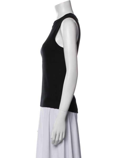 Renggli Crew Neck Sleeveless Top