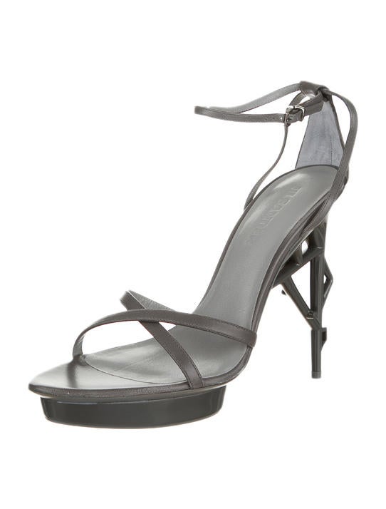 Jil Sander Sandals - Shoes - JIL20128 | The RealReal