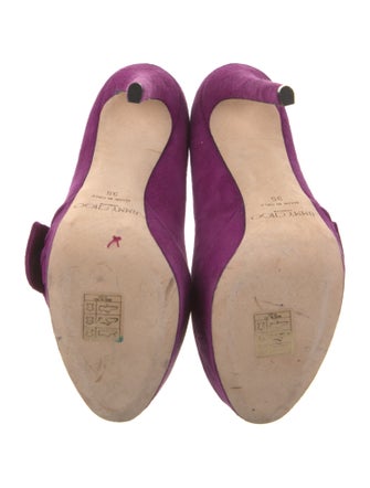 Jimmy Choo Suede Bow Accents Pumps