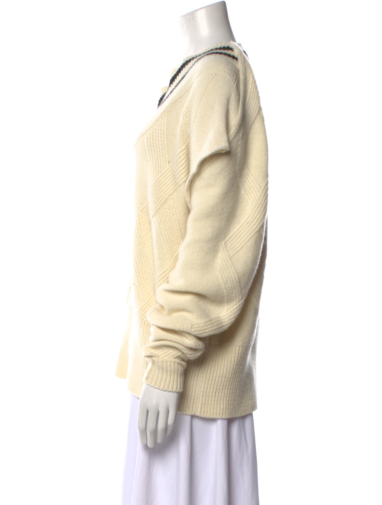 Ji Oh Wool V-Neck Sweater