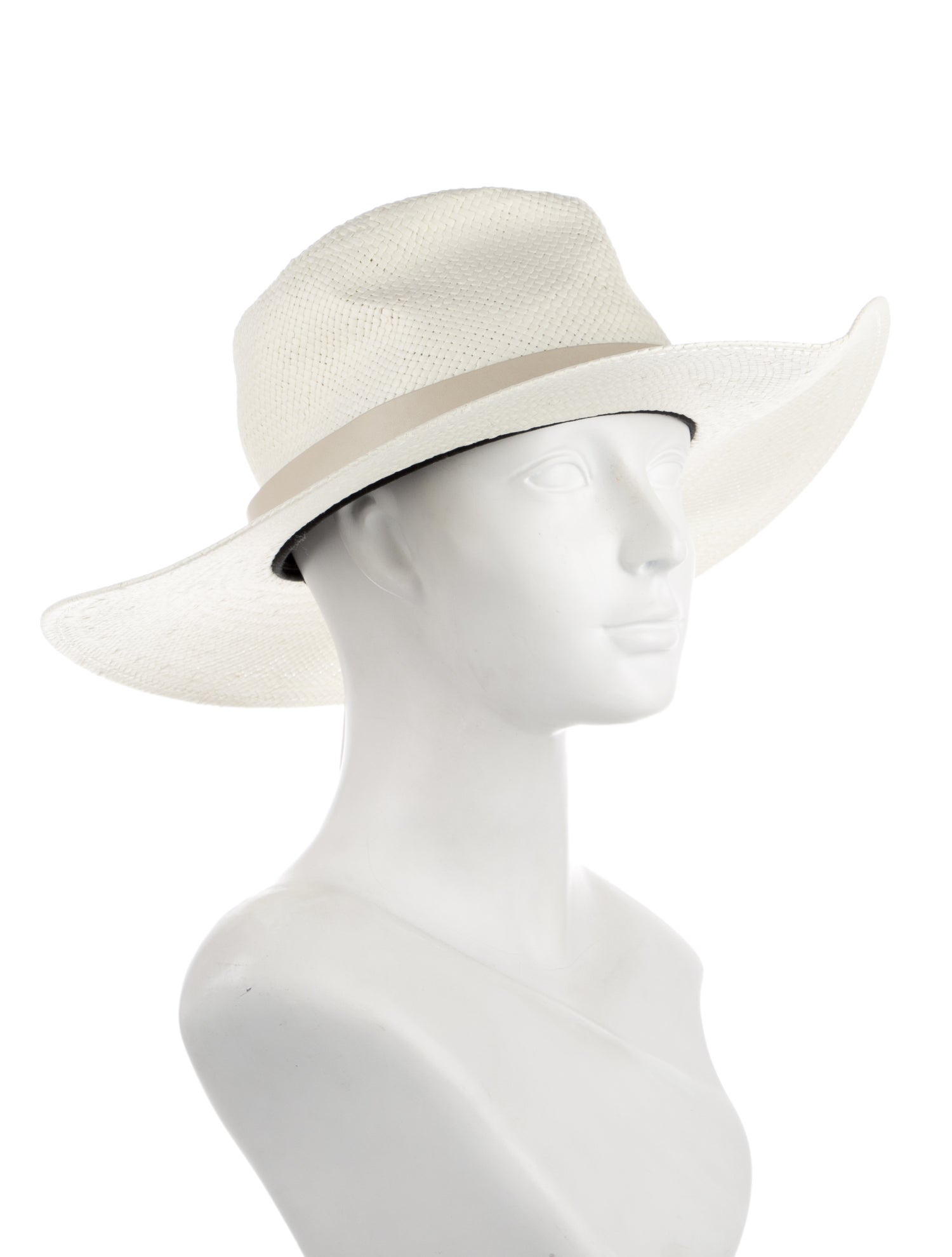 Janessa Leone Wickerd White Hat