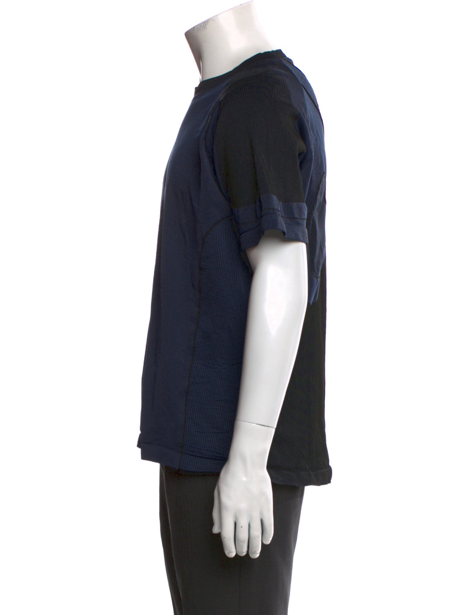 _J.L - A.L_ Crew Neck Short Sleeve T-Shirt