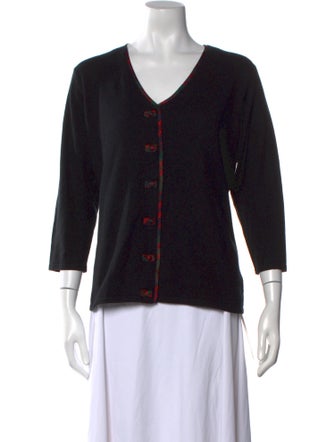 Johnstons of Elgin Silk V-Neck Sweater