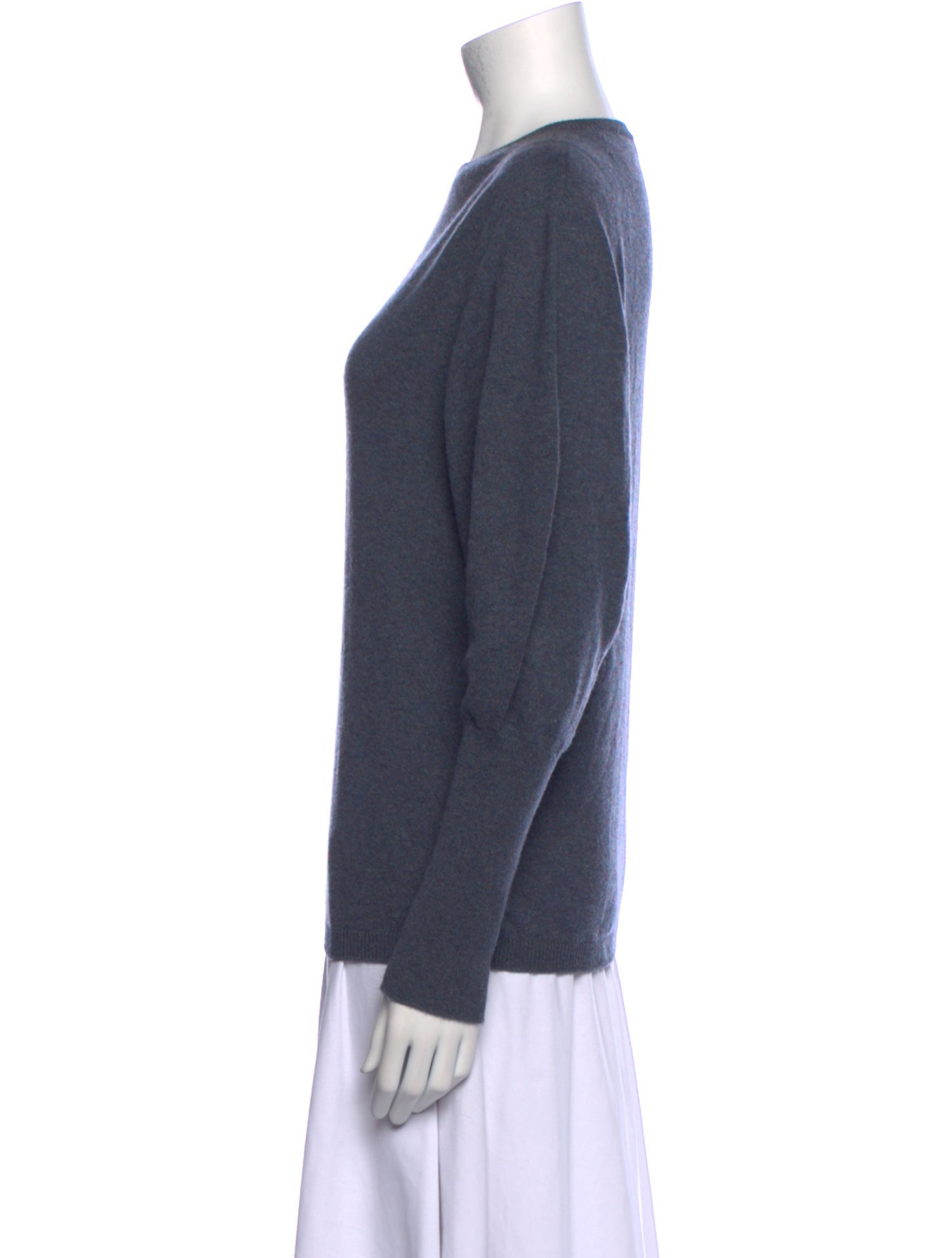 Johnstons of Elgin Cashmere Crew Neck Sweater