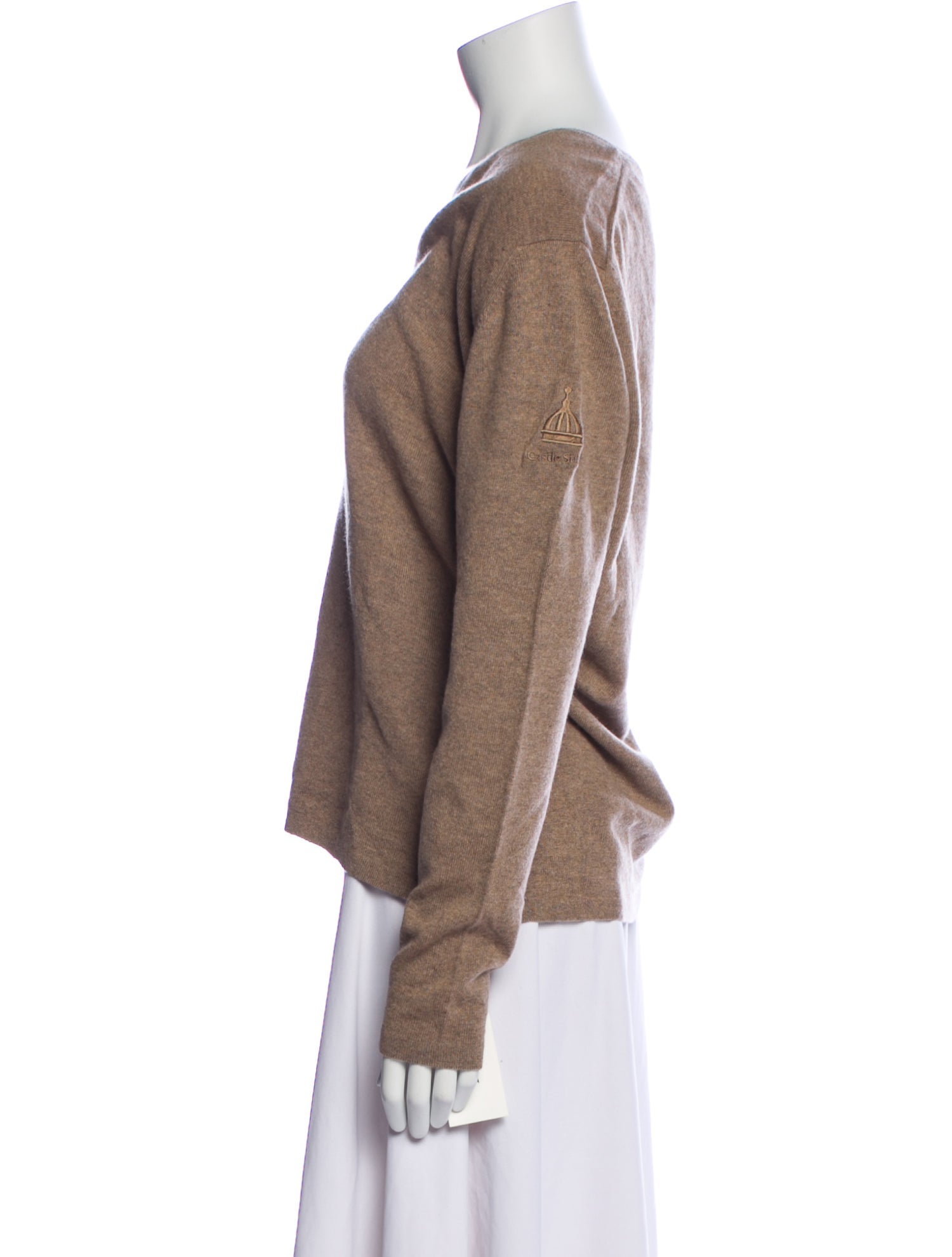 Johnstons of Elgin Cashmere V-Neck Sweater