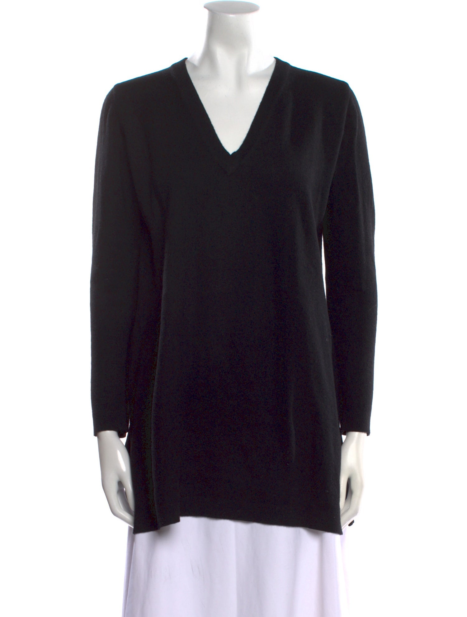 Johnstons of Elgin Cashmere V-Neck Sweater