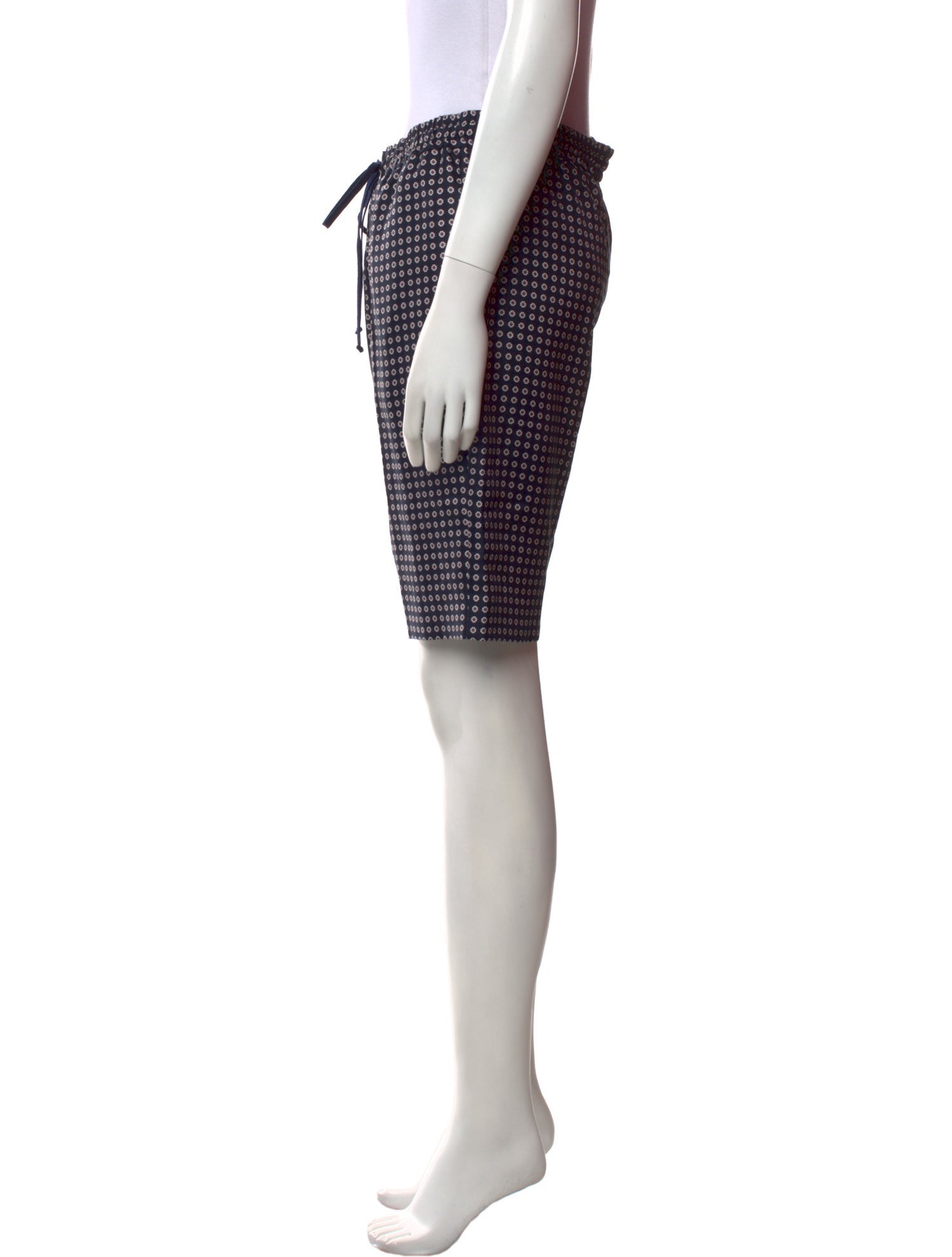 Joseph Silk Knee-Length Shorts