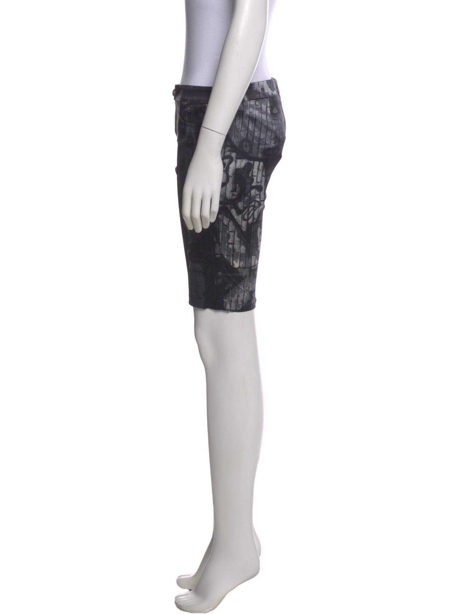 John Richmond Printed Knee-Length Shorts w/ Tags