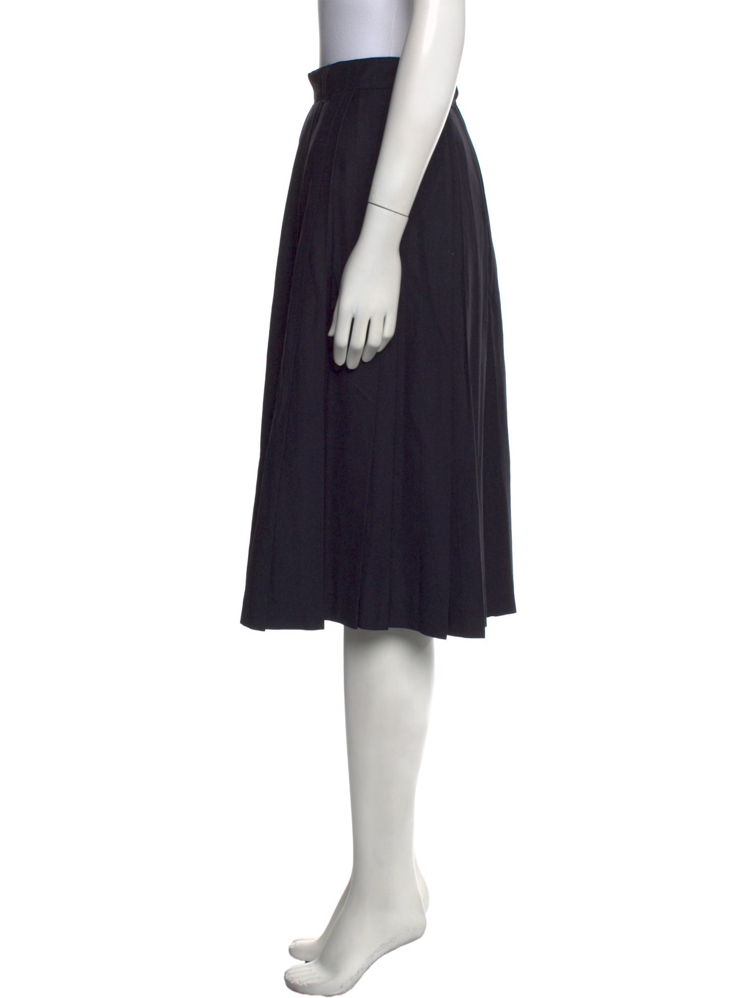 Dunst Pleated Accents Knee-Length Skirt