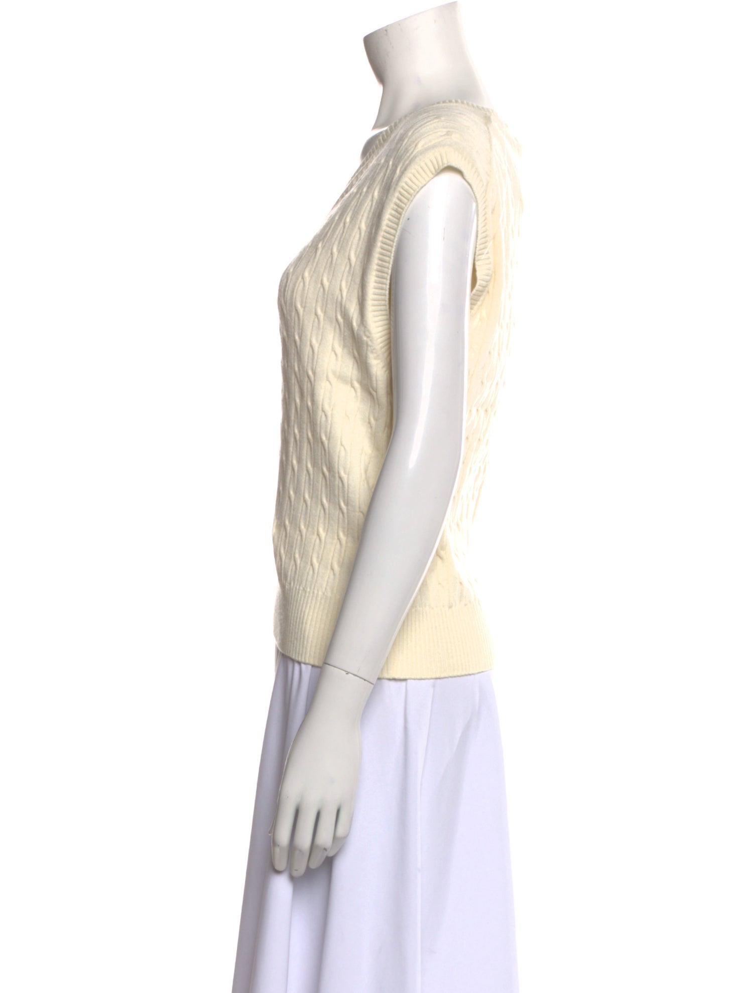 Dunst V-Neck Sweater w/ Tags