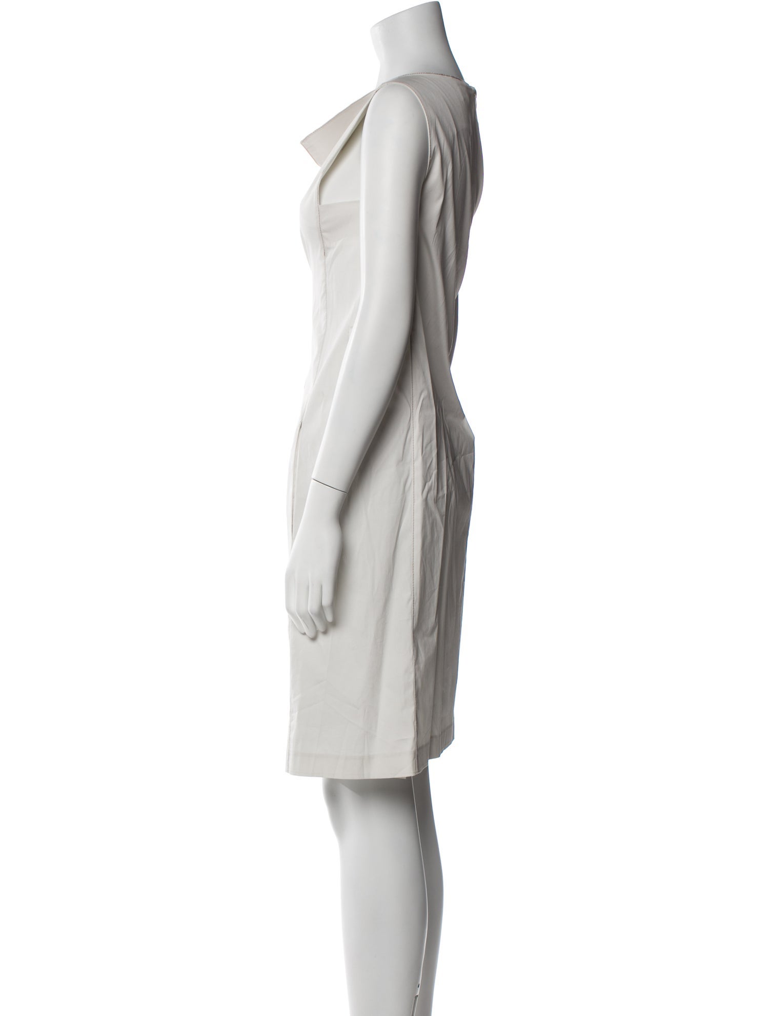 Jennifer Tattanelli Bateau Neckline Knee-Length Dress