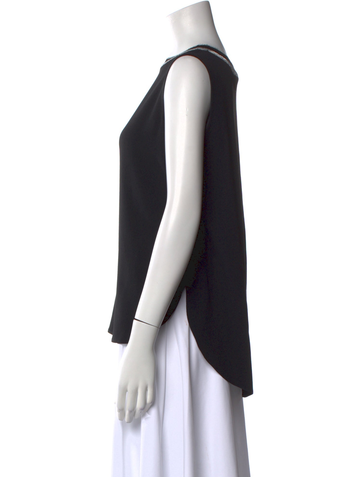 Jennifer Tattanelli Bateau Neckline Sleeveless Top