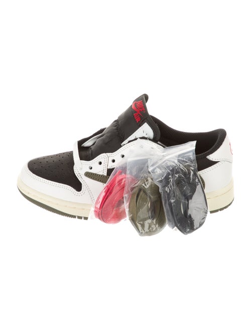 Jordan x Travis Scott 1 Retro Low OG SP 'Olive' Sneakers