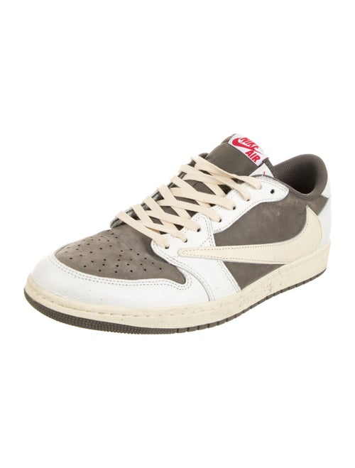 Jordan x Travis Scott 1 Retro Low OG SP 'Reverse Mocha' Sneakers