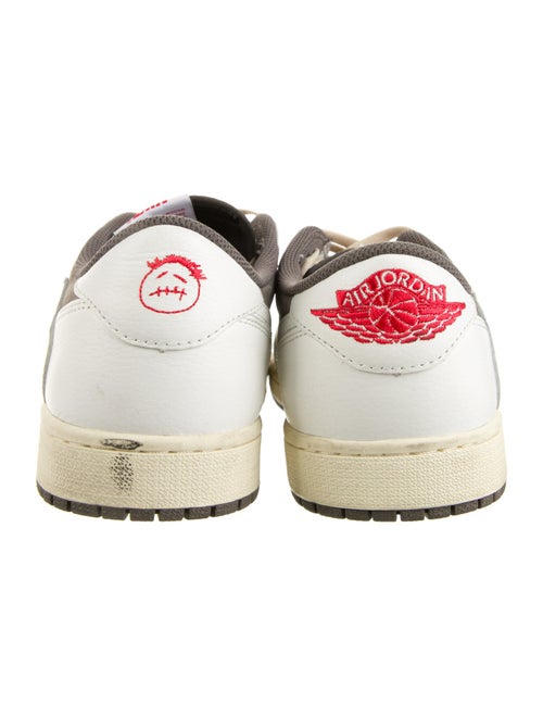 Jordan x Travis Scott 1 Retro Low OG SP 'Reverse Mocha' Sneakers