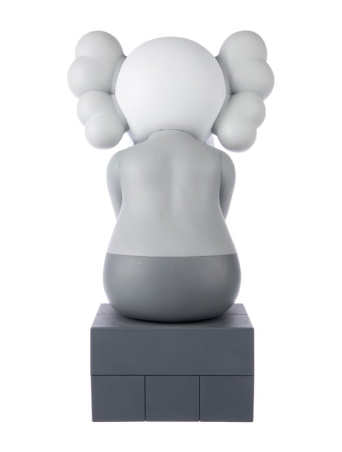 KAWS 2013 Passing Through Companion Figure