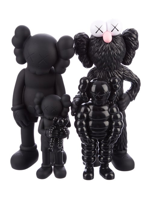 KAWS 4-Piece 2021 Family Open Edition Figurine Set