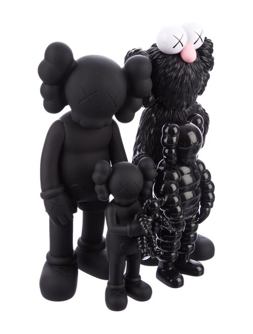 KAWS 4-Piece 2021 Family Open Edition Figurine Set