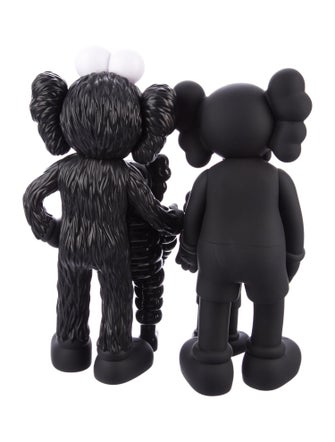 KAWS 4-Piece 2021 Family Open Edition Figurine Set