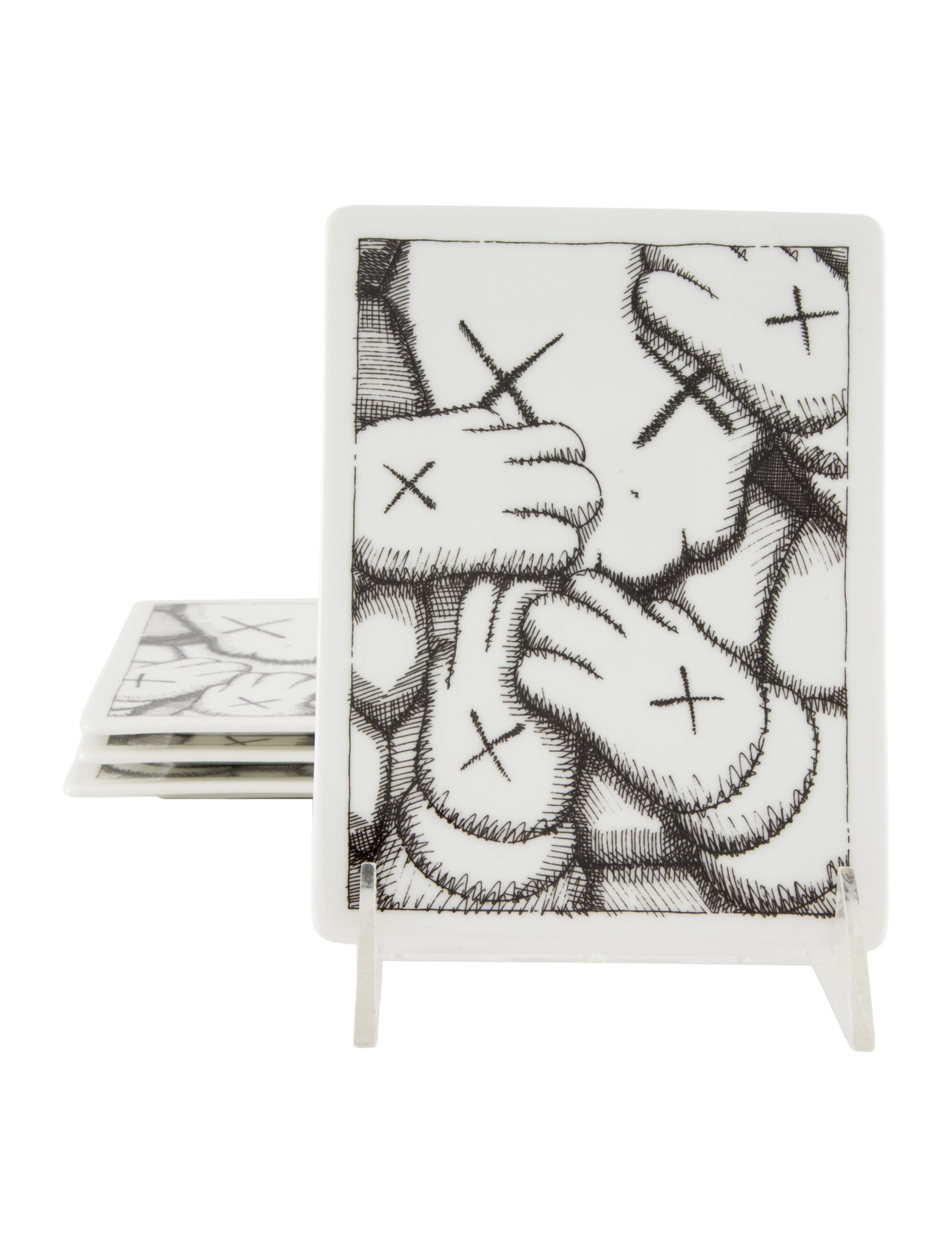 KAWS 4-Piece Brooklyn Museum What Party Plate Set