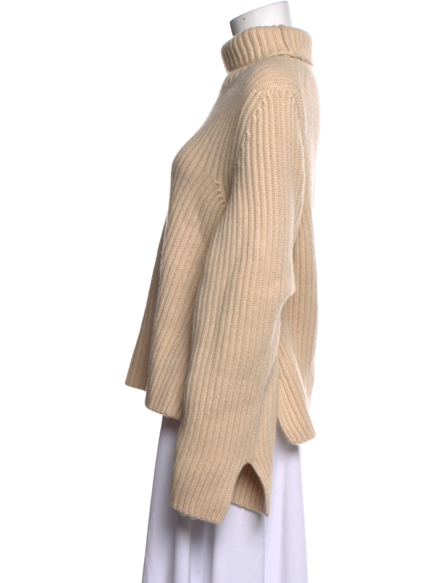 Khaite Cashmere Turtleneck Sweater