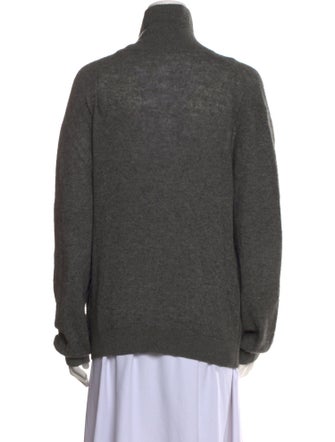 Khaite Cashmere Turtleneck Sweater