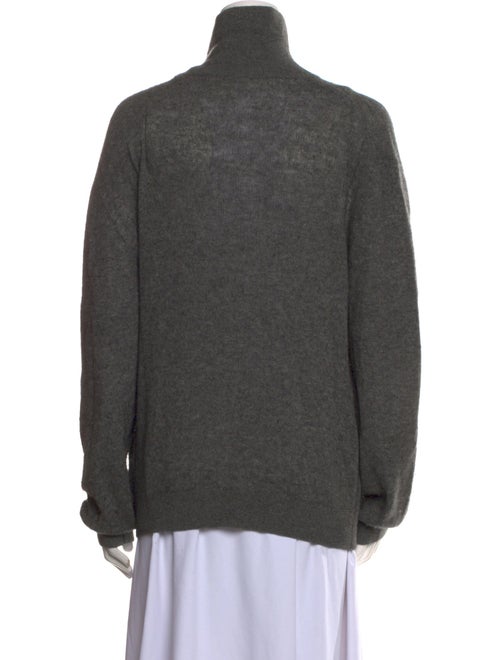 Khaite Cashmere Turtleneck Sweater