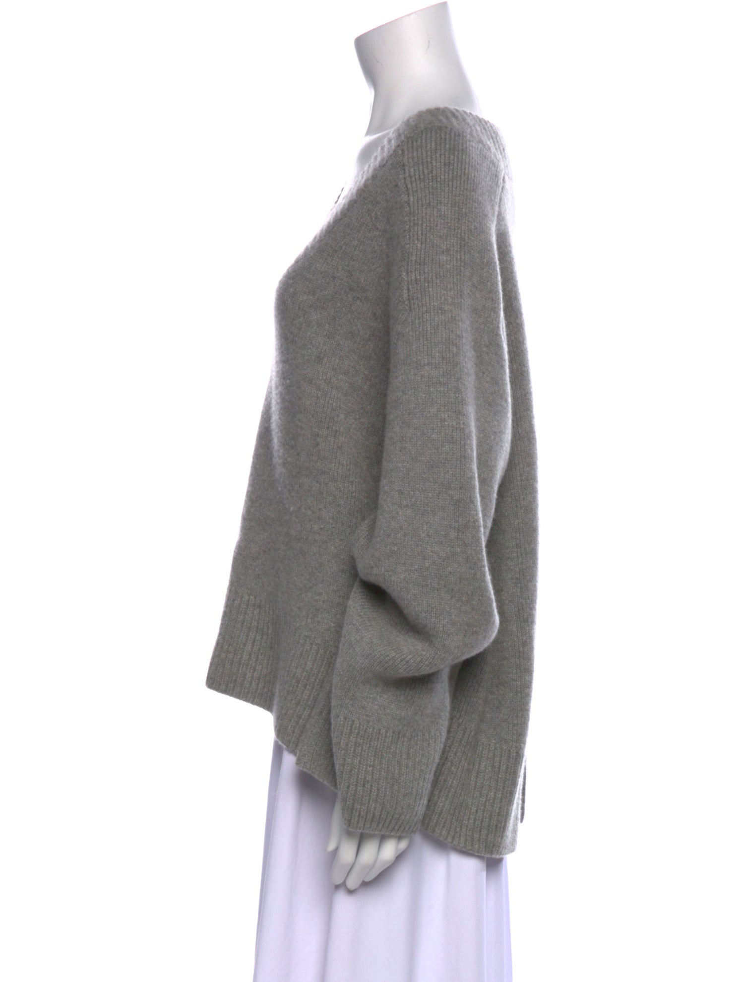 Khaite Cashmere V-Neck Sweater