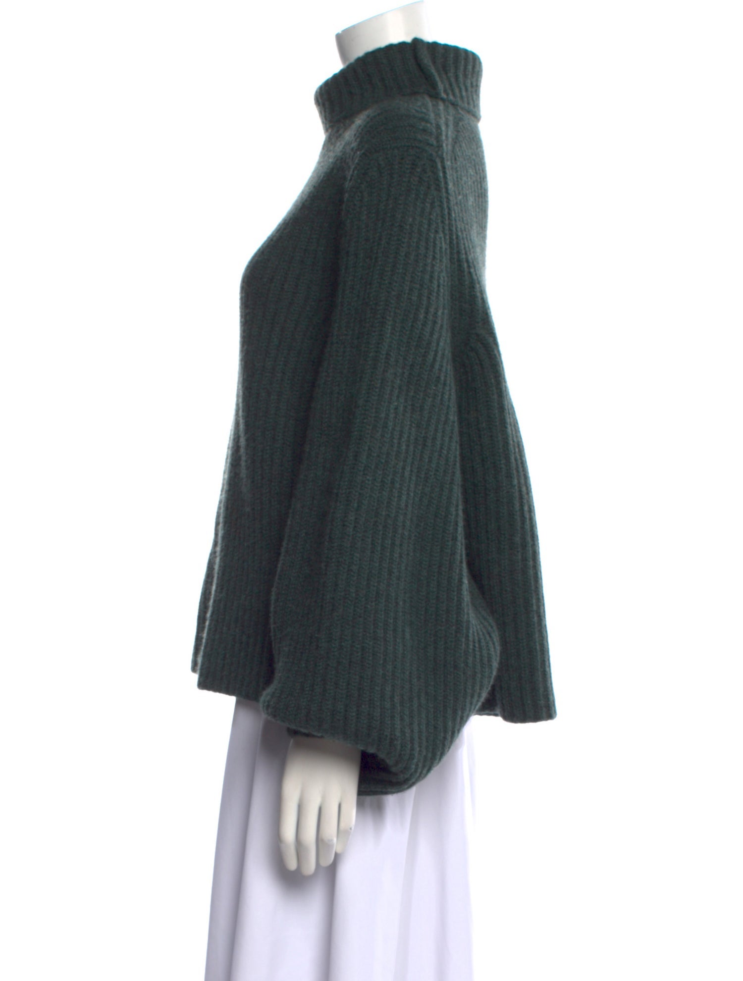 Khaite Cashmere Turtleneck Sweater