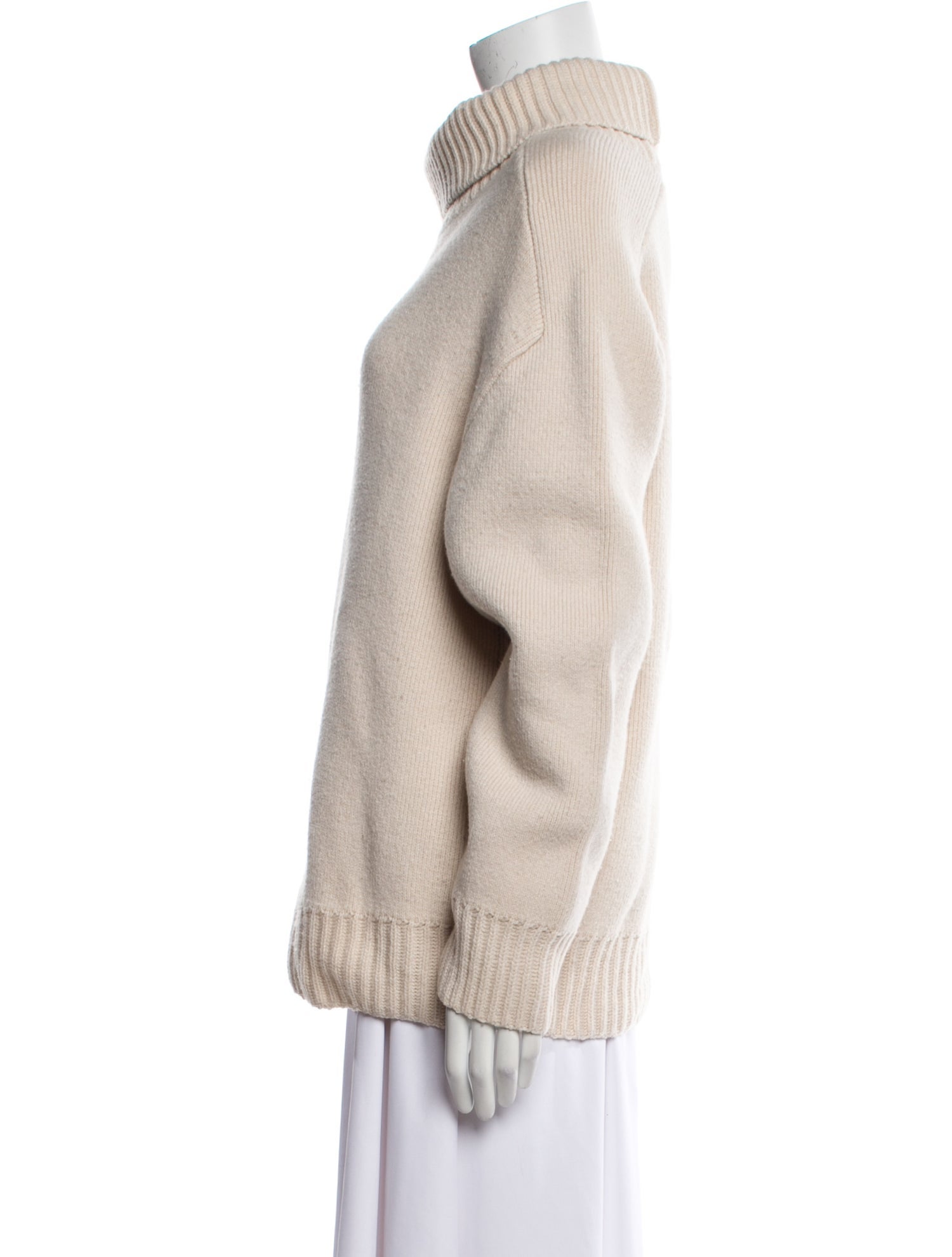 Khaite Cashmere Turtleneck Sweater