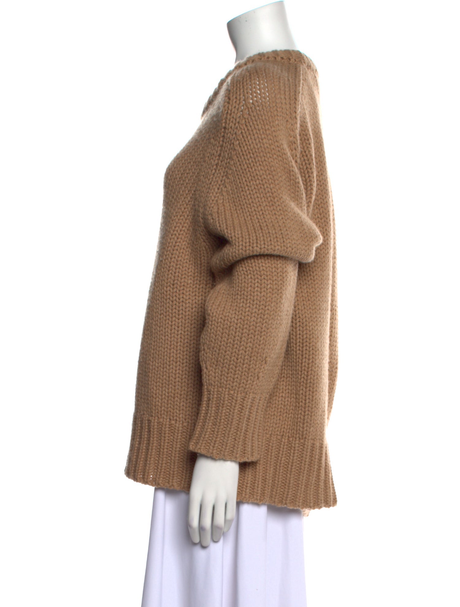 Khaite Cashmere Crew Neck Sweater