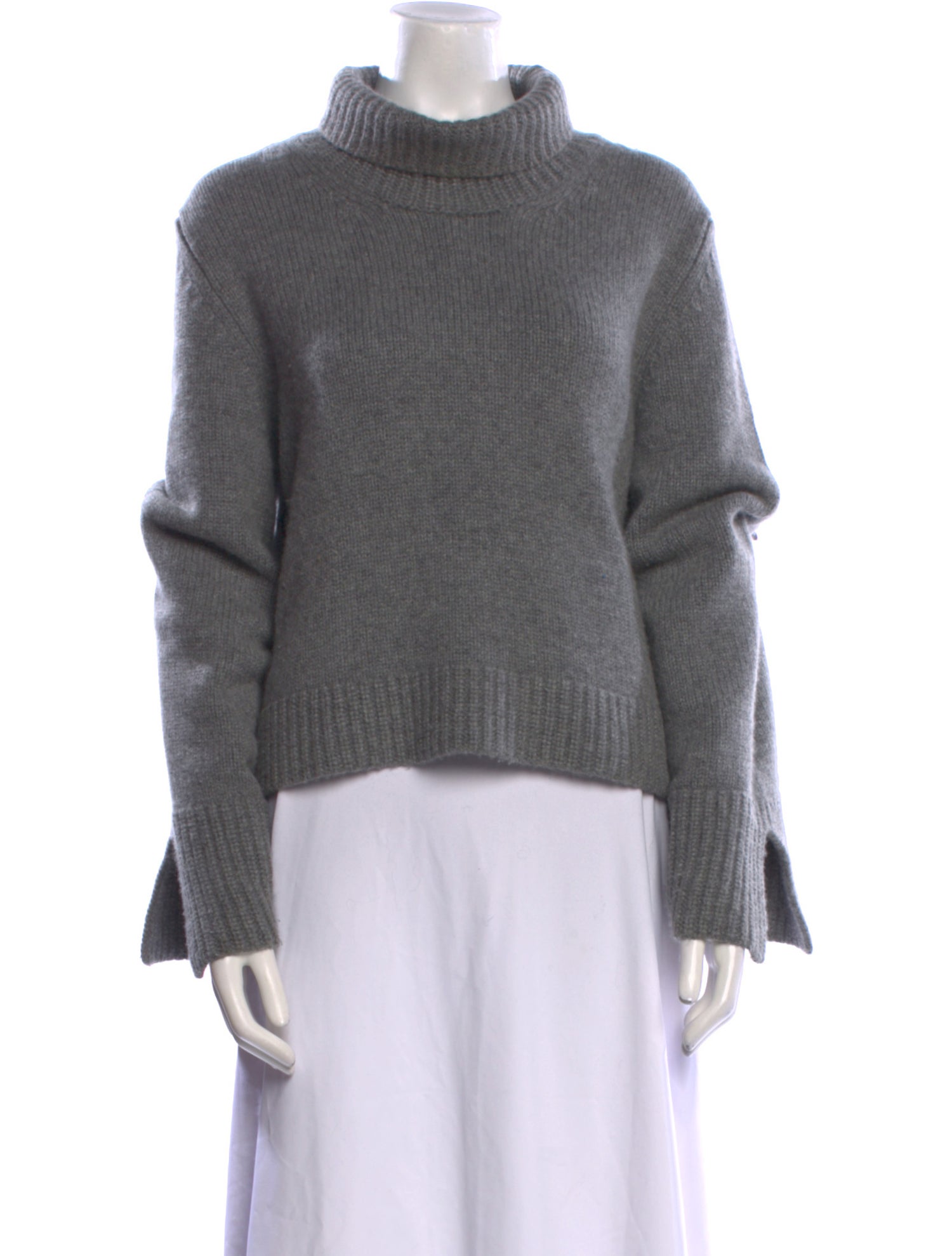 Khaite Cashmere Turtleneck Sweater
