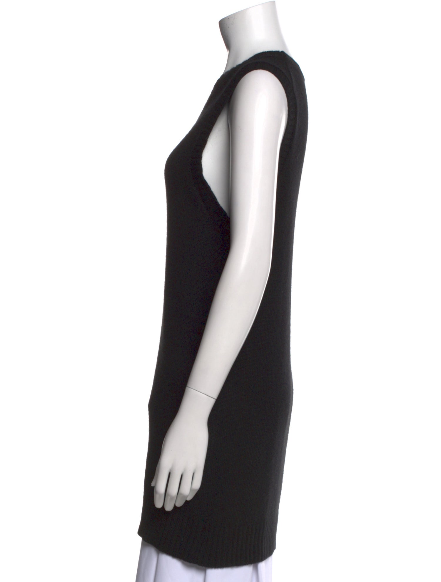 Khaite Cashmere Crew Neck Sweater