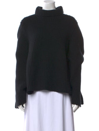 Khaite Cashmere Turtleneck Sweater