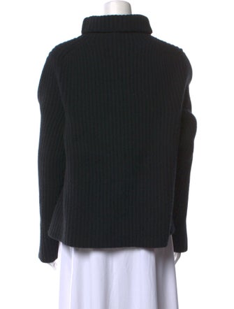 Khaite Cashmere Turtleneck Sweater