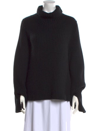 Khaite Cashmere Turtleneck Sweater